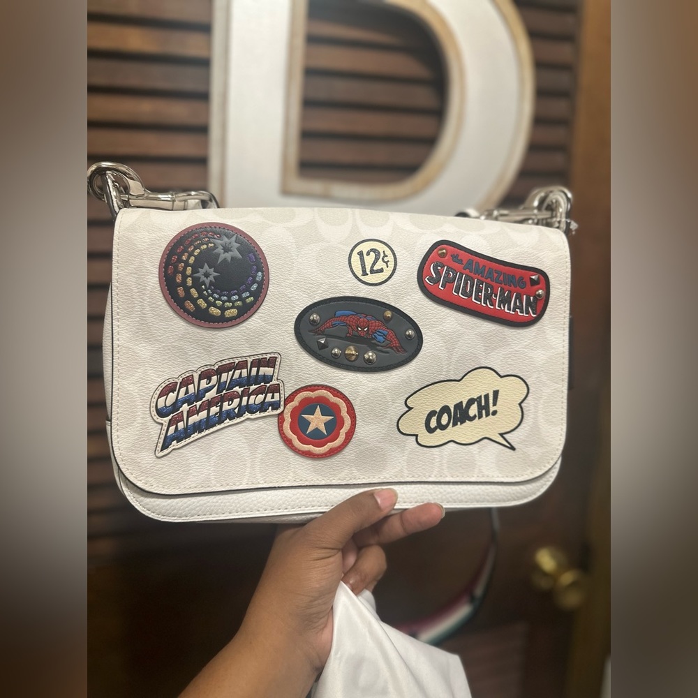 White Patch-Detail Shoulder Bag with Star Strap - Picture 7 of 11